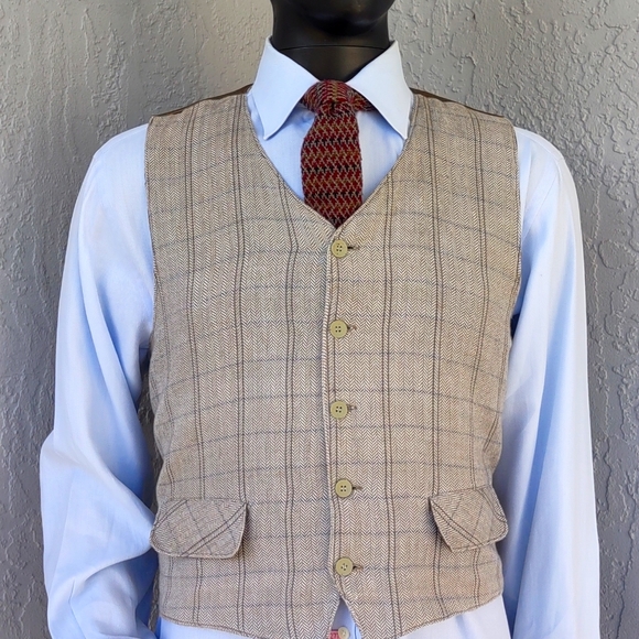 BOGARI STUDIO MEN'S (5) BUTTON LUXURY BEST VEST 🦺 - Picture 9 of 17